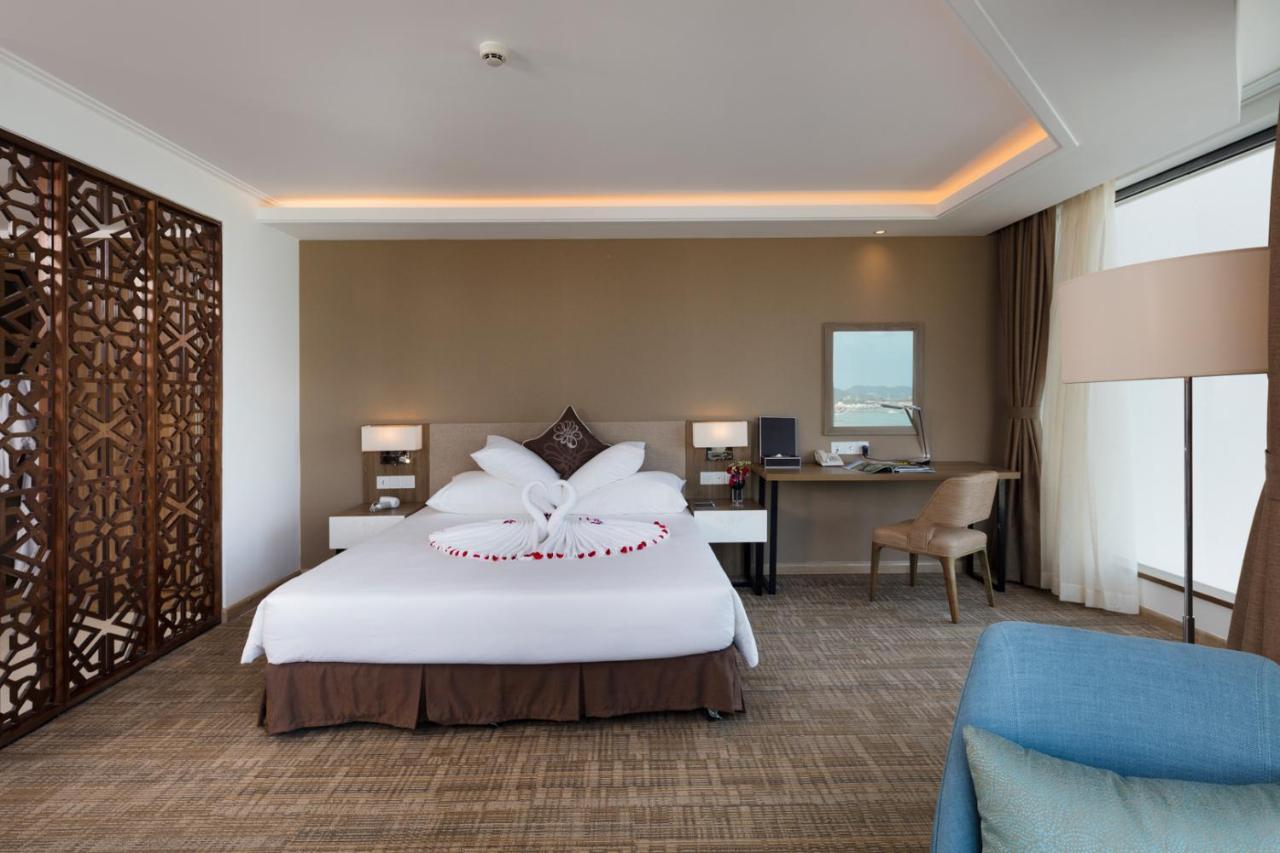 Comodo Nha Trang Hotel Exteriör bild