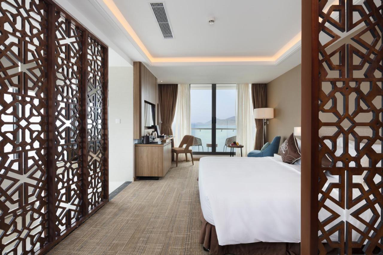 Comodo Nha Trang Hotel Exteriör bild