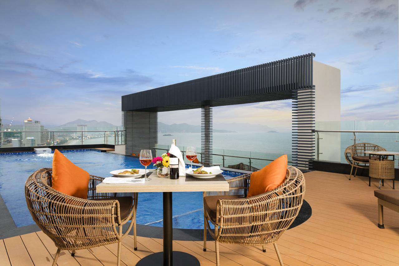 Comodo Nha Trang Hotel Exteriör bild