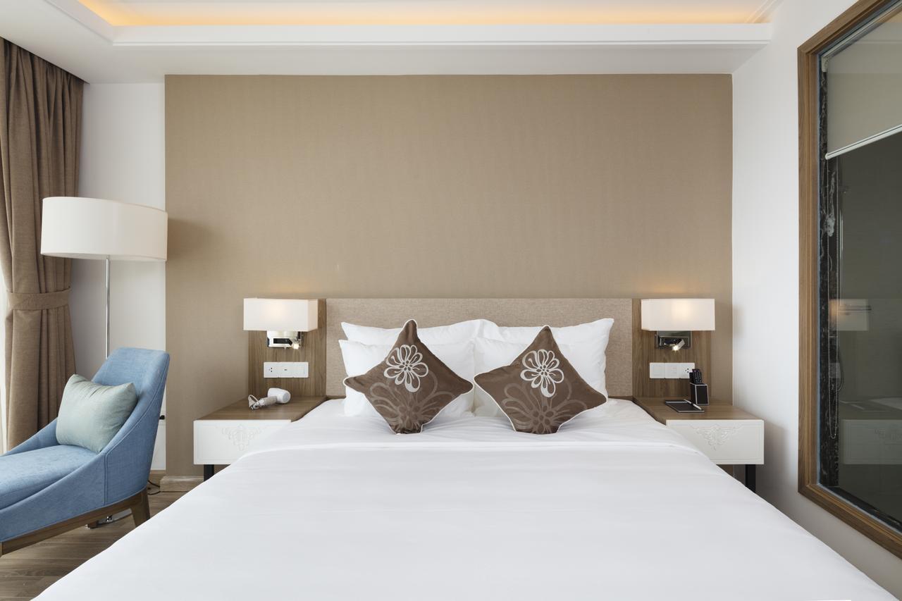 Comodo Nha Trang Hotel Exteriör bild